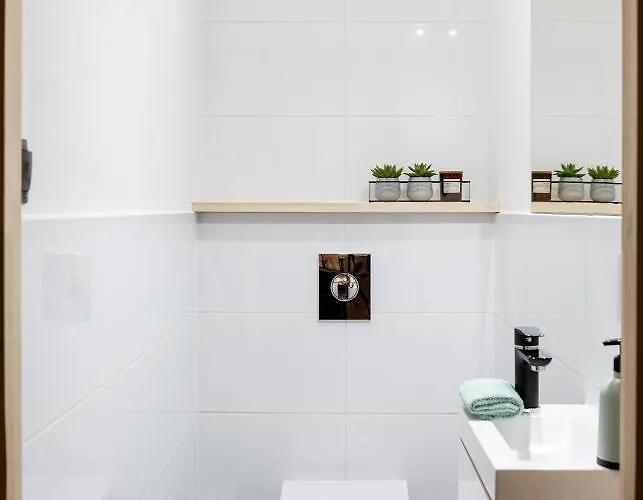 木屋 Mount Center *